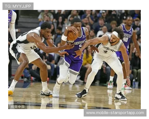 队内风暴：国王若不变阵，球队将陷长期迷途！