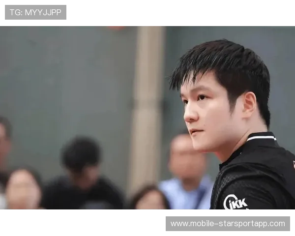 樊振东大方让座显担当，对手认输情真意切，樊振东 介绍