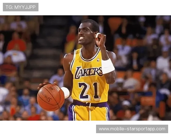 球员在赛后被评为最佳防守球员候选并获媒体关注，最佳防守球员dpoy