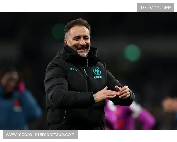 续约仅45天惨遭解雇!狼队10轮不胜宣布佩雷拉下课,滕哈赫重返英超的幕后故事 续约仅45天惨遭解雇!狼队10轮不胜宣布佩雷拉下课,滕哈赫重返英超的幕后故事