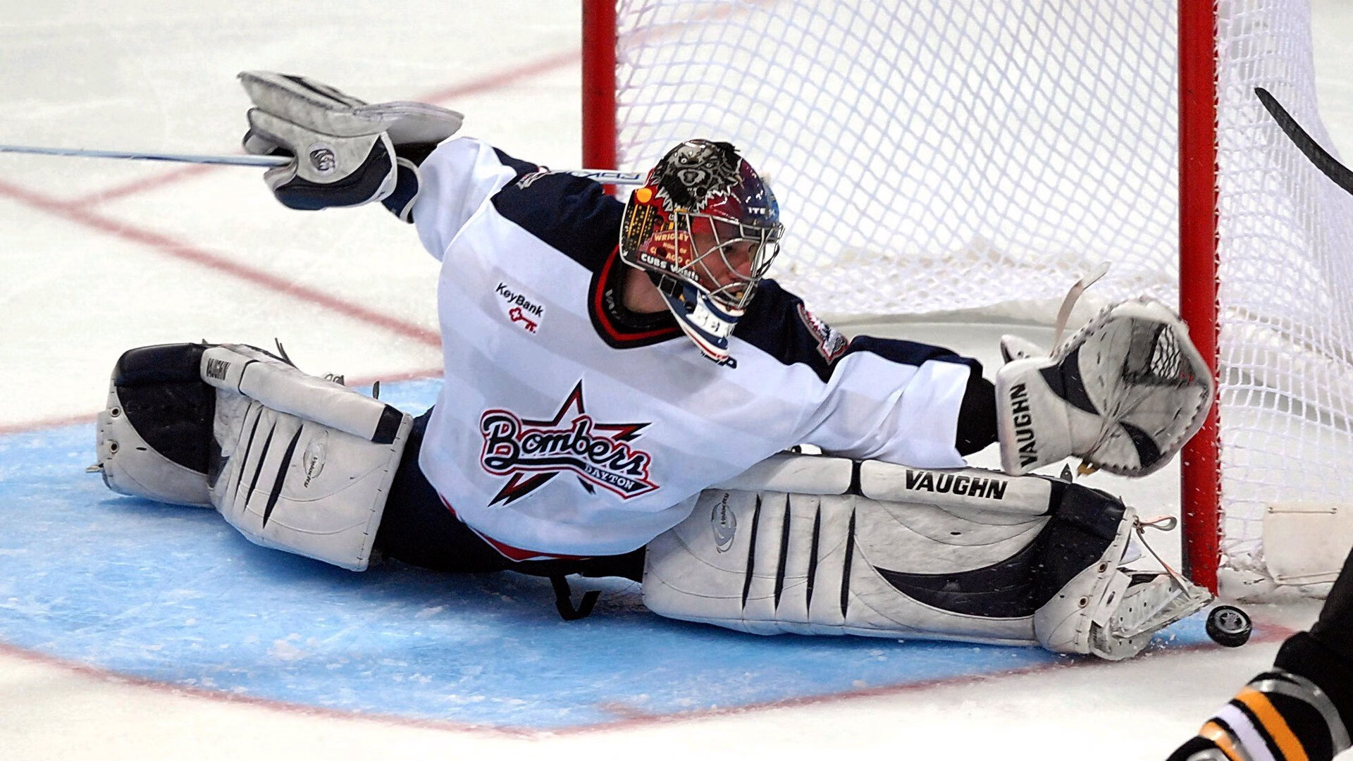 星空综合体育-总决赛对阵确定，卫冕冠军誓言连冠，总决赛谁是冠军